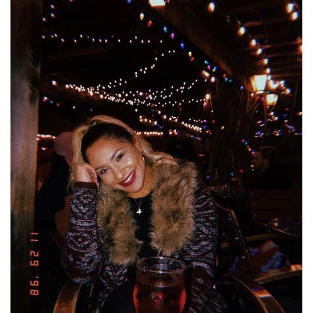 Sweater with fur